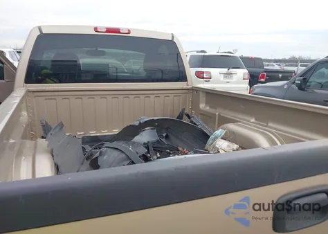 2004 GMC Sierra 1500 z USA, uszkodzony, nr VIN 1GTEC14X04Z194945